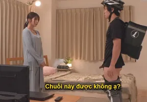 Cô gái nhà bên trong sáng đang tới! Cô ấy trông thật trong sáng với kiểu tóc đuôi ngựa hai bên và đeo kính! Tất lưới một mảnh khách sạn fuck, mông trắng to đẹp cưỡi toàn bộ chèn