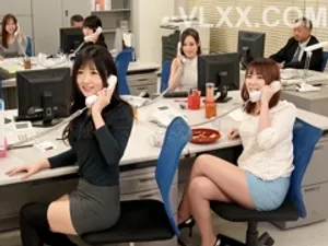 Trốn vợ yêu đi nghỉ dưỡng với tình trẻ 2 ngày 1 đêm