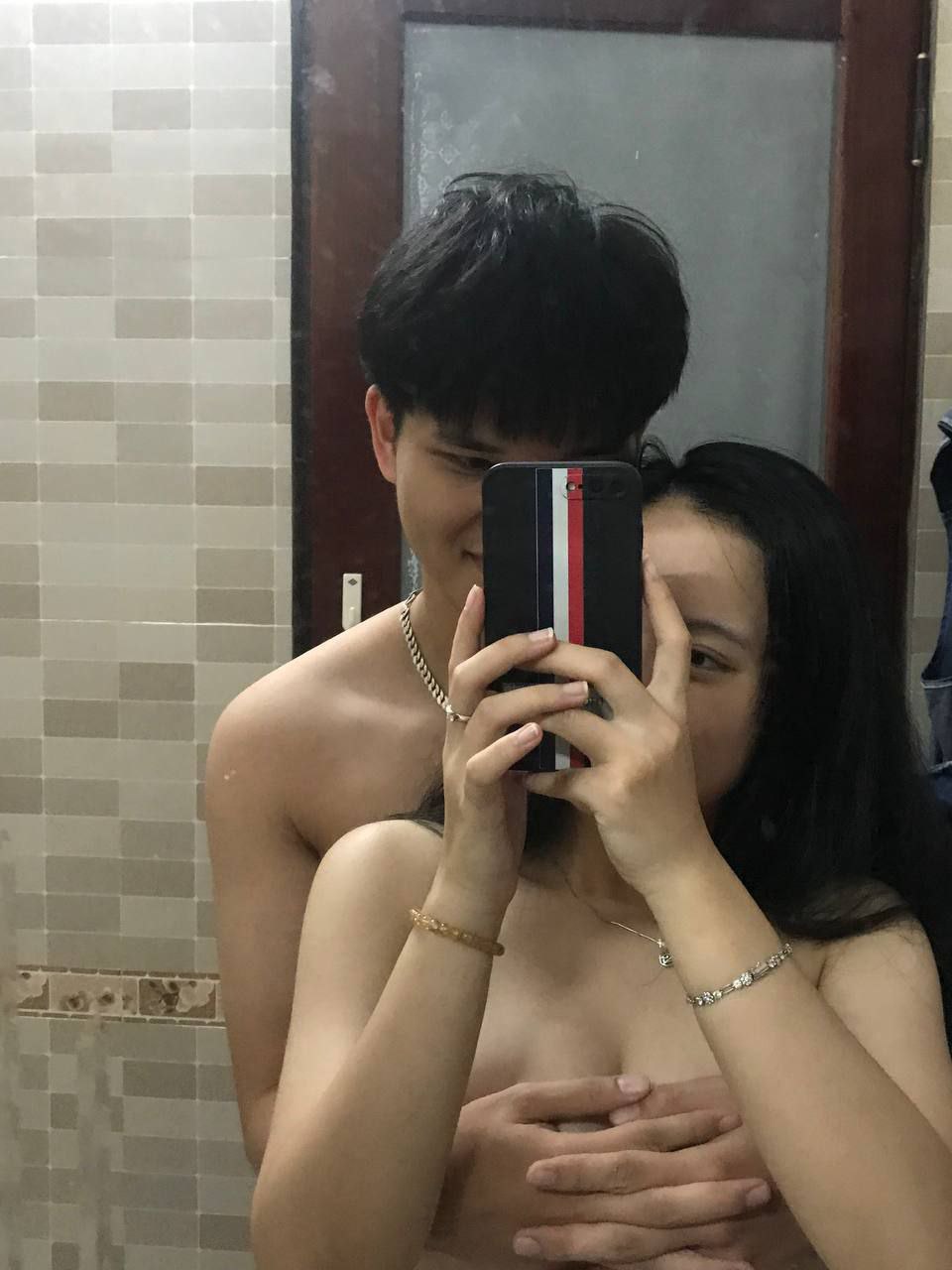 Tình yêu bị cấm đoán tốt bụng nhỏ bé Trung Quốc trực tuyến bd